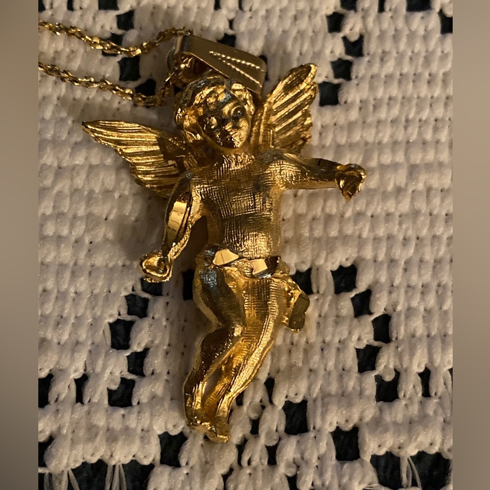 3/$25 Angel Cherub Pendant and Necklace - Picture 6 of 16